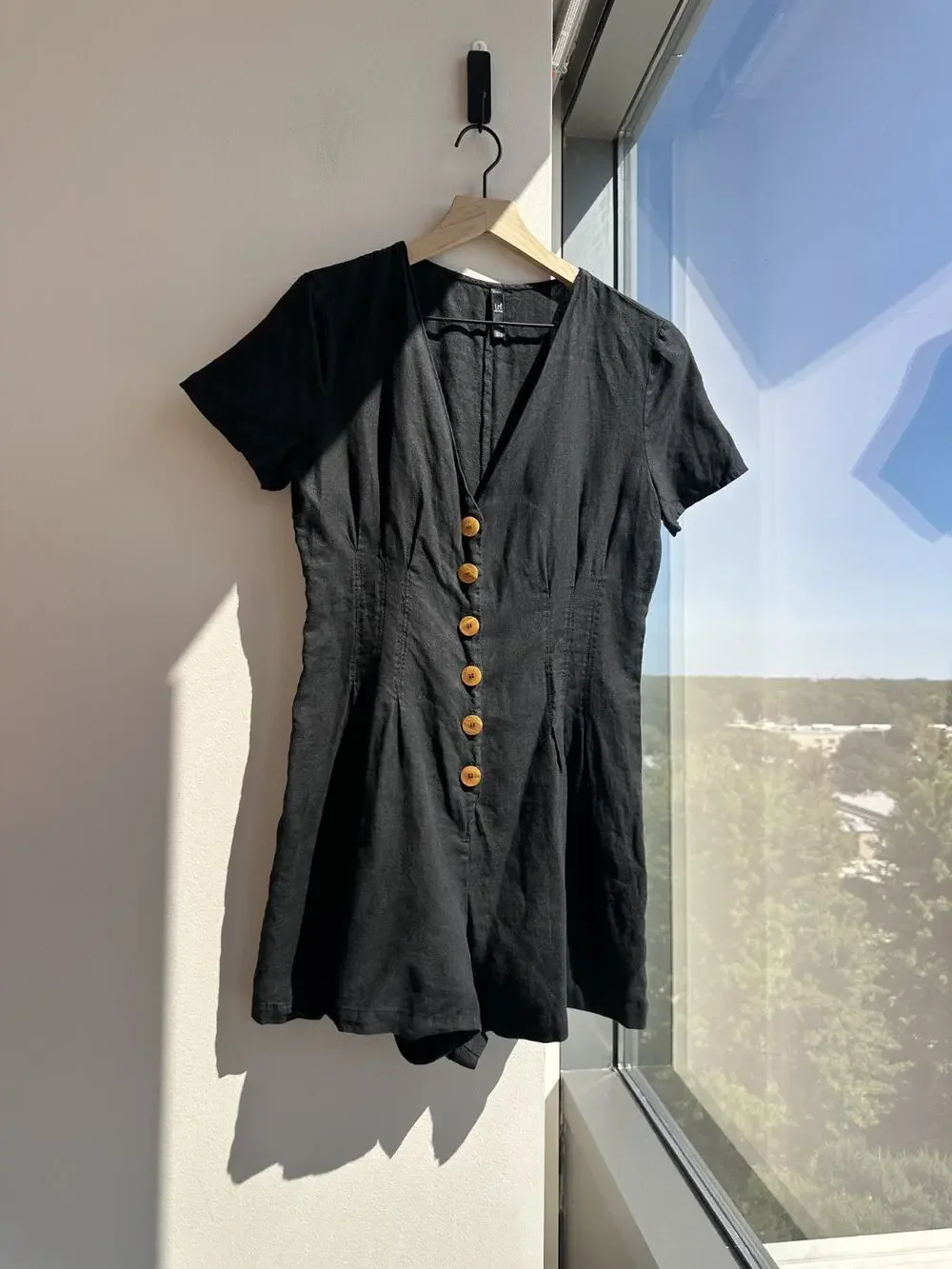 Zara Black Linen Plunge Neck Short Playsuit Natural Wood Toned Front Button L
